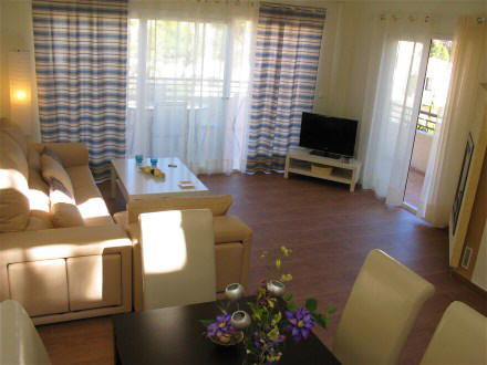 Wohnzimmer in der gro�z�gigen Villa Cielos de Cotobro
