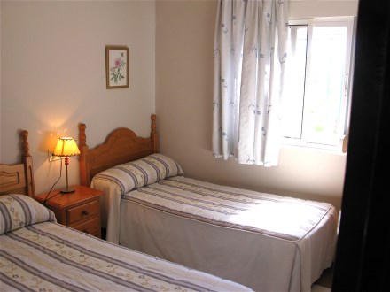 Die Villa Longa in Almunecar hat 3 Schlafzimmer und 2 B�der